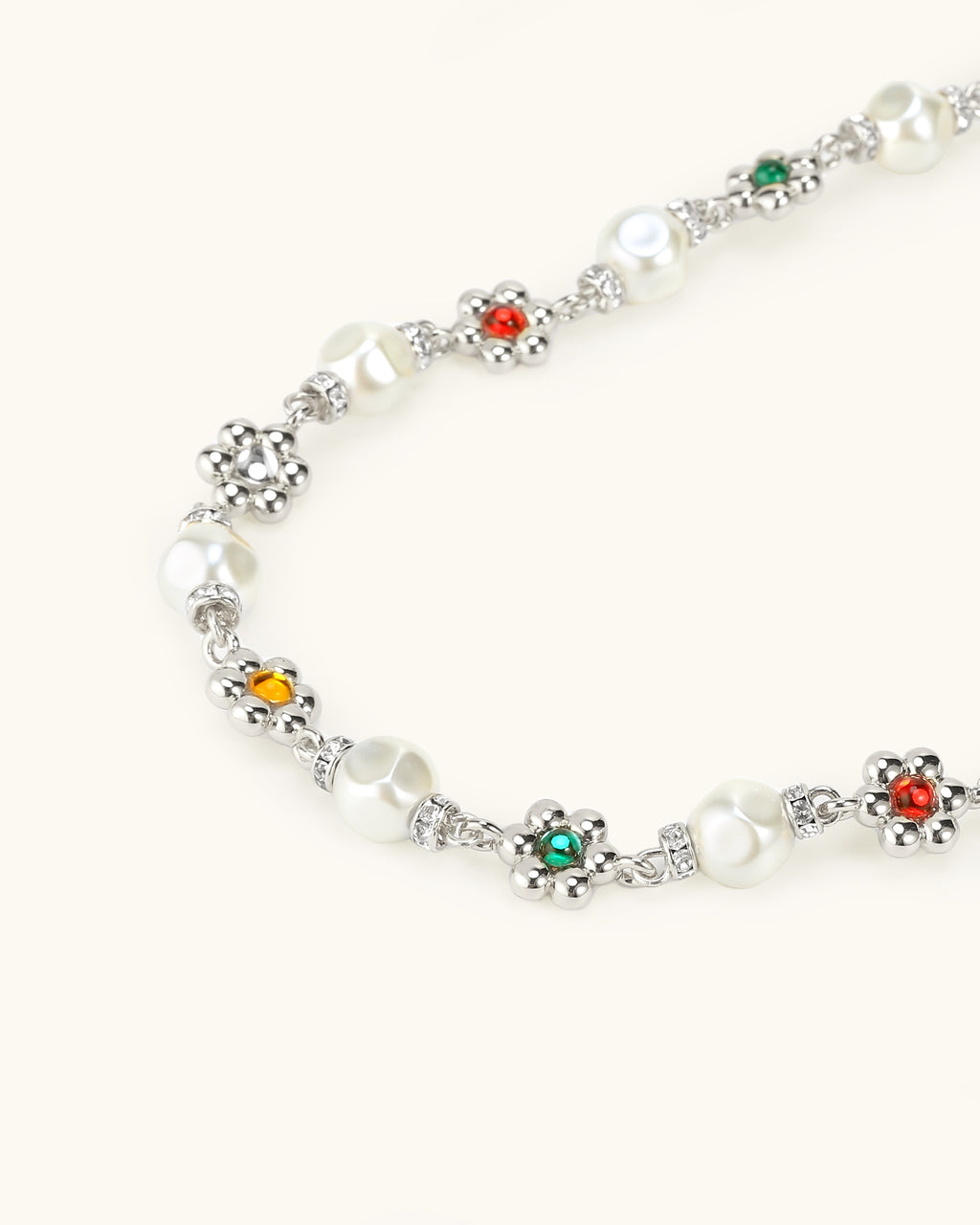 Floral Faceted Pearl Necklace In Silver