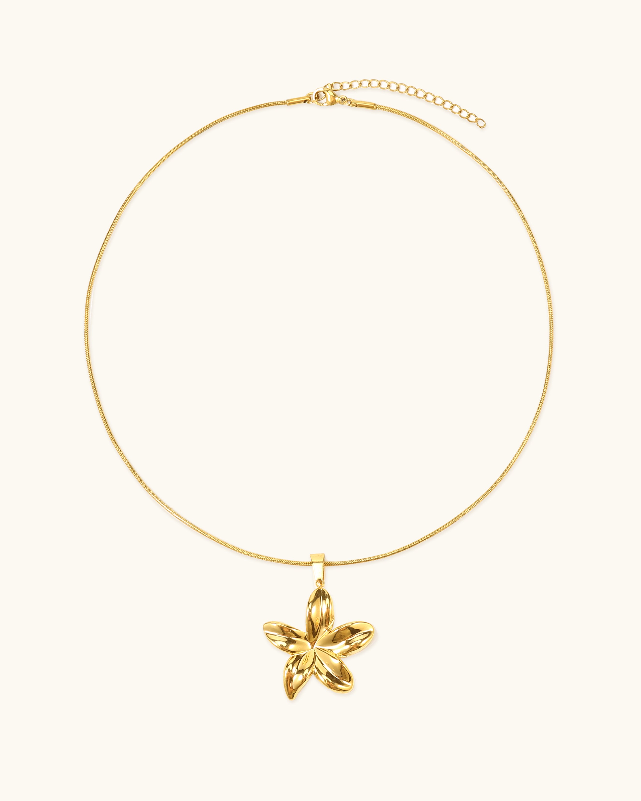 Polished Flower Necklace