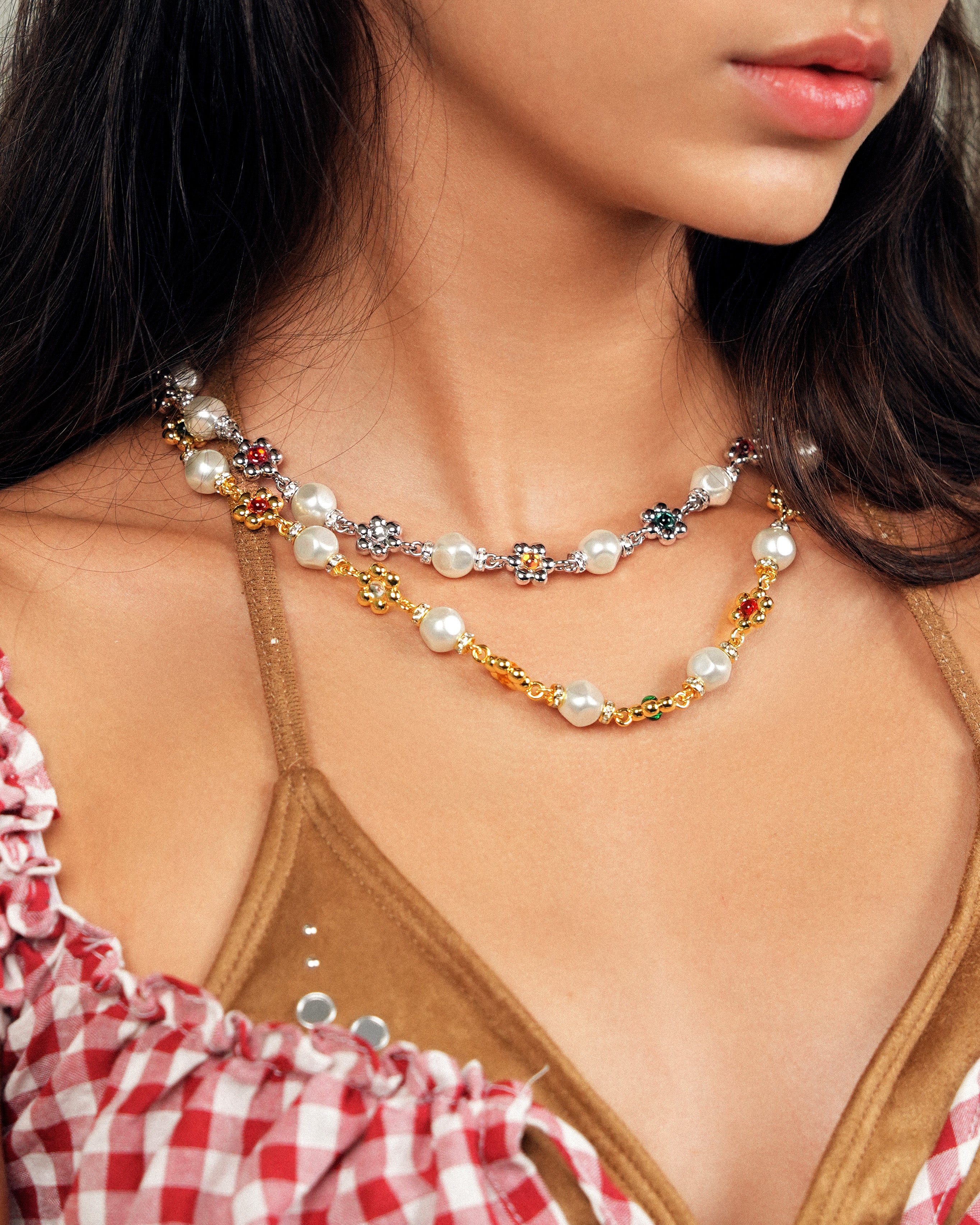 Floral Faceted Pearl Necklace